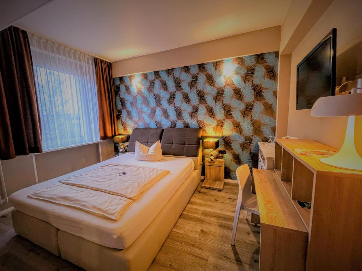 Arena Hotel เกลเซนเคียร์เคน ภายนอก รูปภาพ